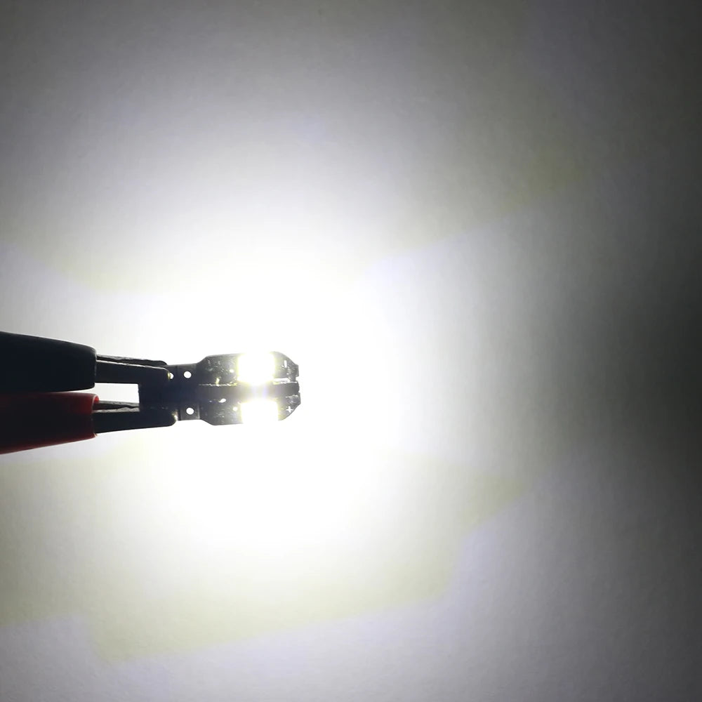 Lâmpada LED W5W T10 12V Super Brilhante Universal